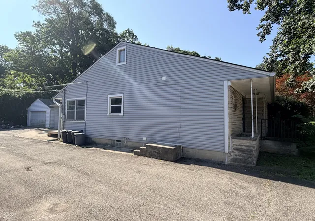 4th image of 5917 Carrollton Ave, Indianapolis, IN 46220 | MLS# 22117887