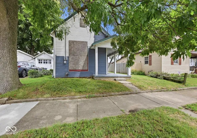 2nd image of 332 W Taylor St, Shelbyville, IN 46176 | MLS# 22117894