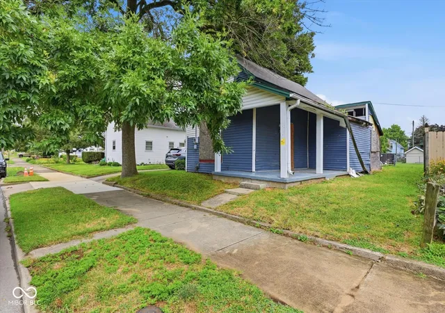 image of 332 W Taylor St, Shelbyville, IN 46176 | MLS# 22117894