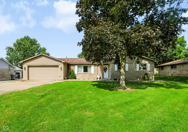 1st image of 6242 Catalina Dr, Indianapolis, IN 46259 | MLS# 22117898
