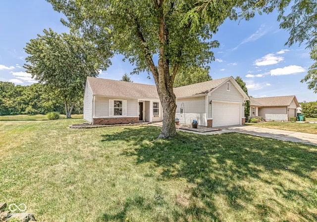 2nd image of 814 Millbrook Dr, Avon, IN 46123 | MLS# 22117902