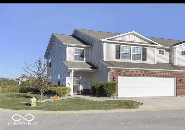1st image of 9628 Rolling Plain Dr, Noblesville, IN 46060 | MLS# 22117903
