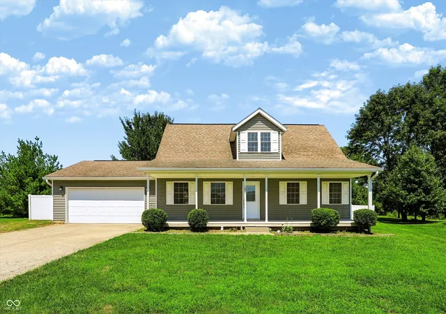 Photo 1 of Sale Pending at 1674 Deer Hvn Ct, Spencer, IN 47460 | MLS# 22117904 | Listing updated on 2026-08-20