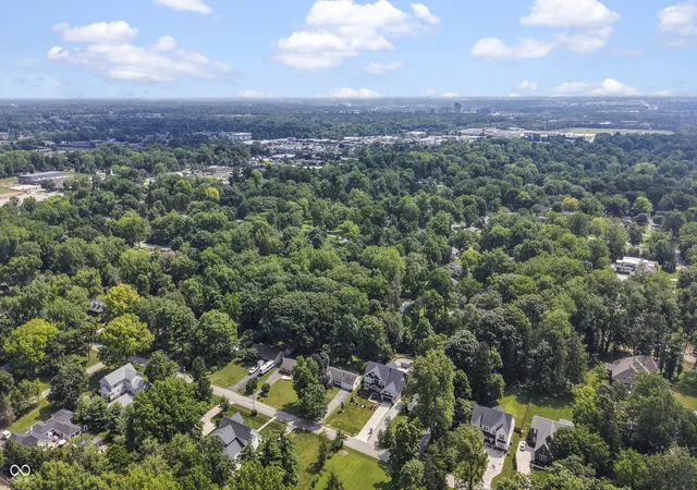 4th image of 8304 Central Ave, Indianapolis, IN 46240 | MLS# 22117908