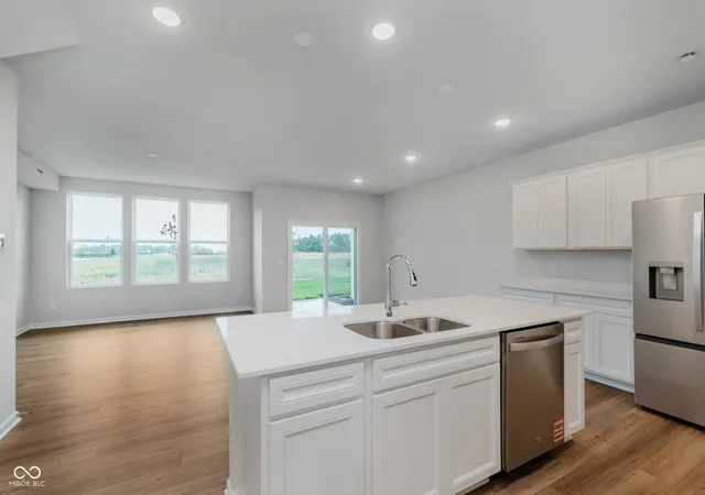 2nd image of 717 Garrow Dr, Westfield, IN 46074 | MLS# 22117911