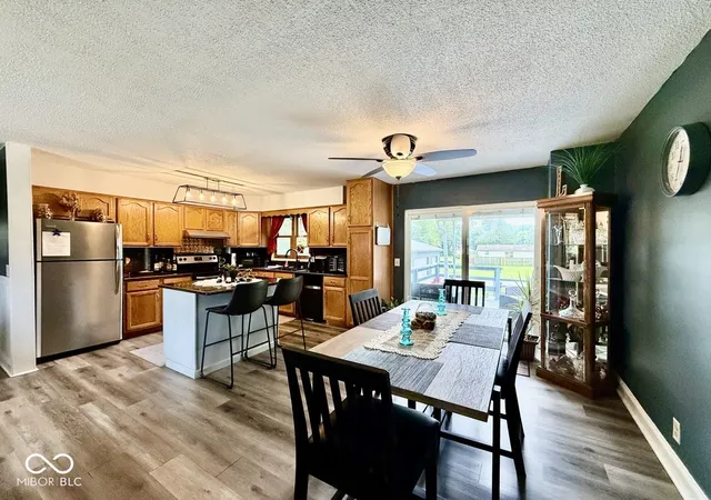 Photo 4 of Single family home for sale at 1564 W Sitting Bull Dr, Terre Haute, IN 47802 | MLS# 22117913 | Listing updated on 2026-08-14