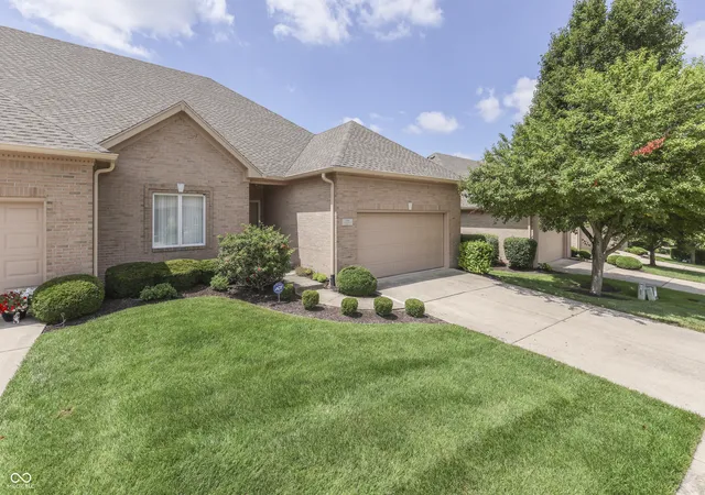 3rd image of 1496 Heron Ridge Blvd, Greenwood, IN 46143 | MLS# 22117922