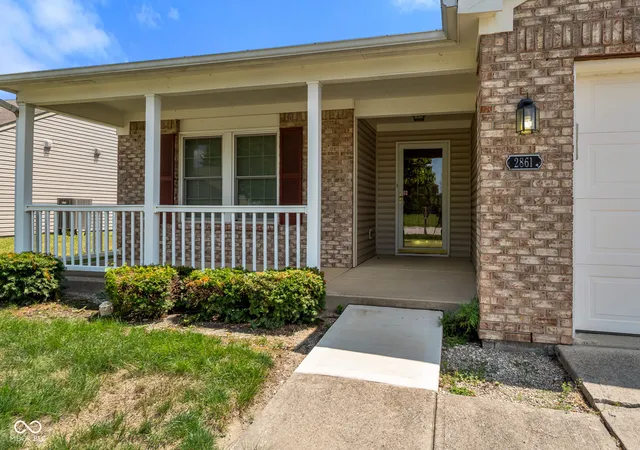 Photo 4 of Single family home for sale at 2861 Angelina Dr, Indianapolis, IN 46203 | MLS# 22117927 | Listing updated on 2026-10-08