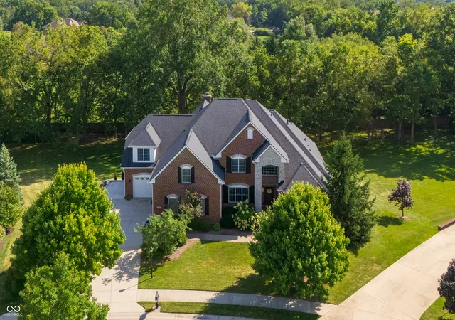 Photo 2 of Mansion for sale at 4039 Solitude Ct, Westfield, IN 46062 | MLS# 22117936 | Listing updated on 2026-10-02