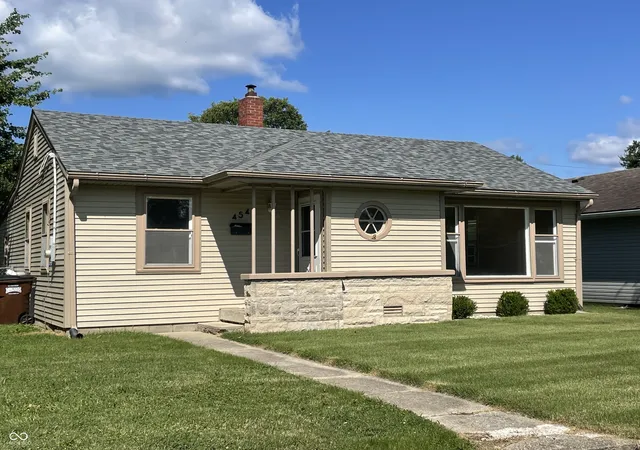2nd image of 454 S Elm St S, North Vernon, IN 47265 | MLS# 22117948
