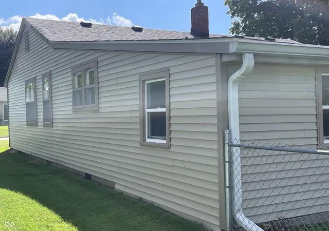 Photo 4 of Sale Pending at 454 S Elm St, North Vernon, IN 47265 | MLS# 22117948 | Listing updated on 2026-08-05
