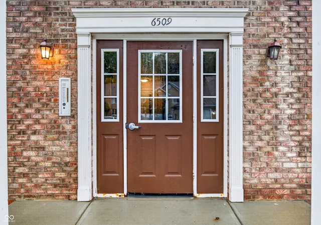 2nd image of 6509 Emerald Hill Ct #310, Indianapolis, IN 46237 | MLS# 22117949