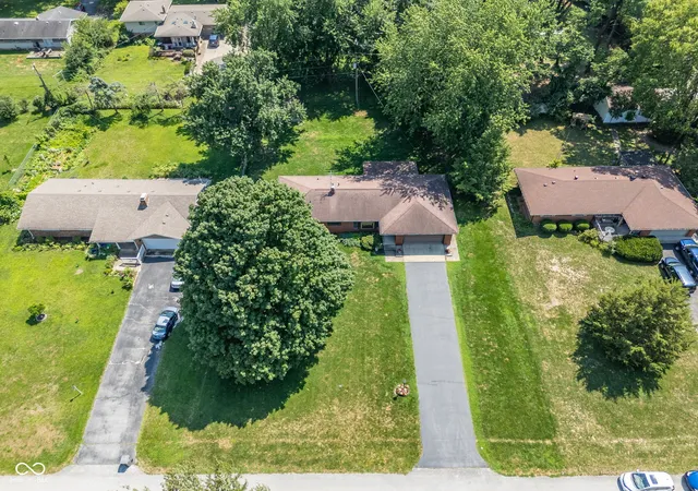 32nd image of 223 Bangor Dr, Indianapolis, IN 46227 | MLS# 22117950