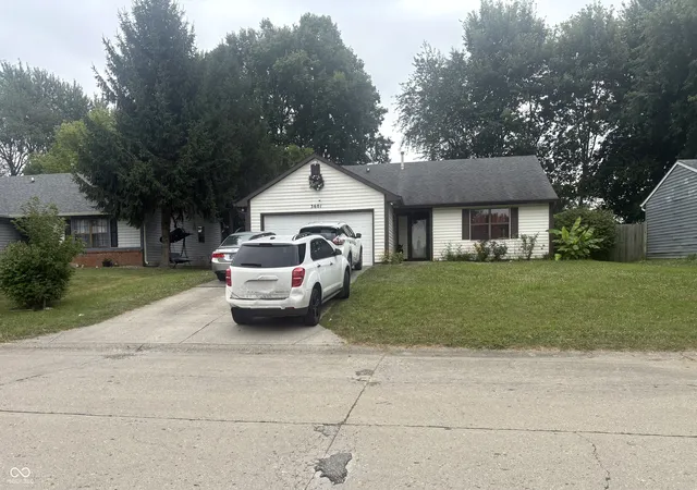 2nd image of 3601 Pleasant Lake Dr, Indianapolis, IN 46227 | MLS# 22117951