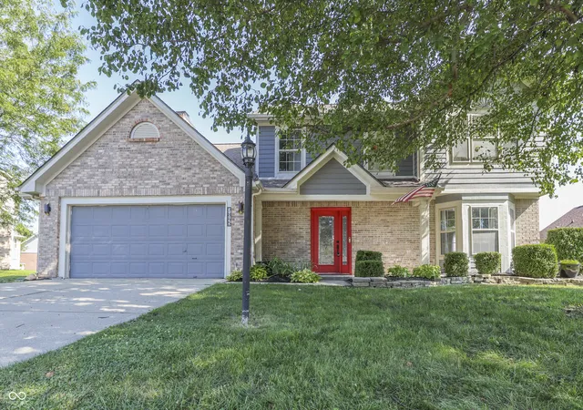 1st image of 7845 Pennyroyal Ln, Indianapolis, IN 46237 | MLS# 22117958