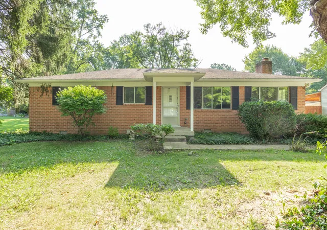 Photo 1 of Sale Pending at 8511 N Park Ave, Indianapolis, IN 46240 | MLS# 22117961 | Listing updated on 2026-08-26