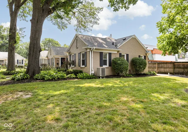3rd image of 5219 N College Ave #701, Indianapolis, IN 46220 | MLS# 22117981