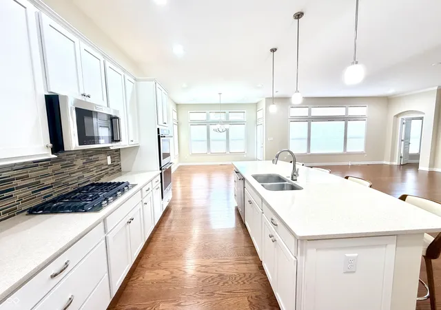 4th image of 960 Miller Ct, Greenfield, IN 46140 | MLS# 22117982