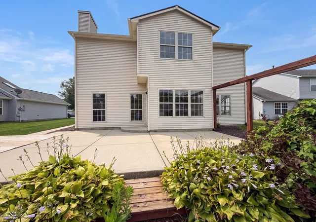 5th image of 828 Claiborne Ln, Lebanon, IN 46052 | MLS# 22117985