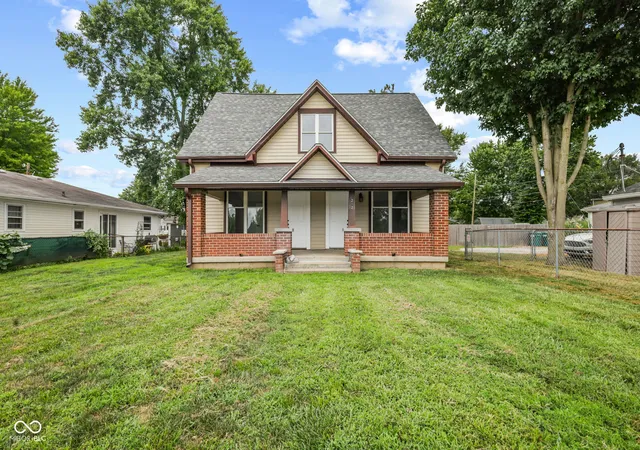 1st image of 212 Indianapolis Rd, Mooresville, IN 46158 | MLS# 22118019