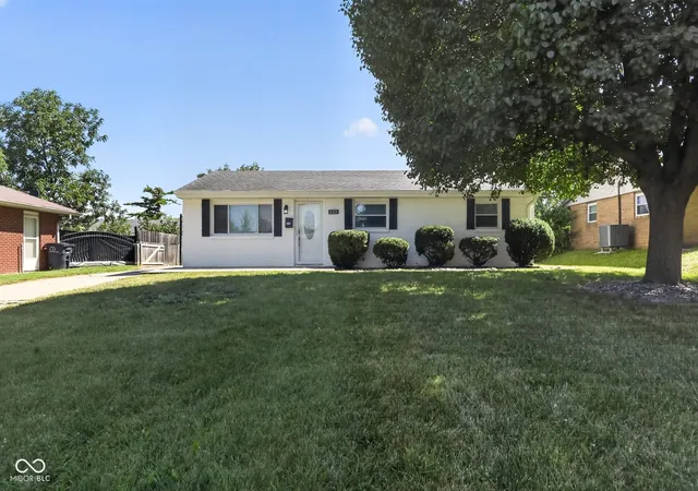 Photo 2 of Sale Pending at 222 Grovewood Dr, Beech Grove, IN 46107 | MLS# 22118023 | Listing updated on 2026-09-04