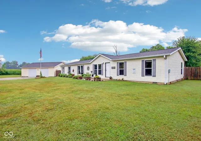 5th image of 7635 Meadowview Ln, Martinsville, IN 46151 | MLS# 22118027