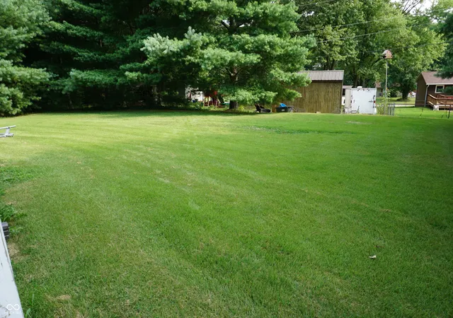 Photo 4 of Sale Pending at 5333 W Brookwood Ct, Bloomington, IN 47404 | MLS# 22118033 | Listing updated on 2026-09-23