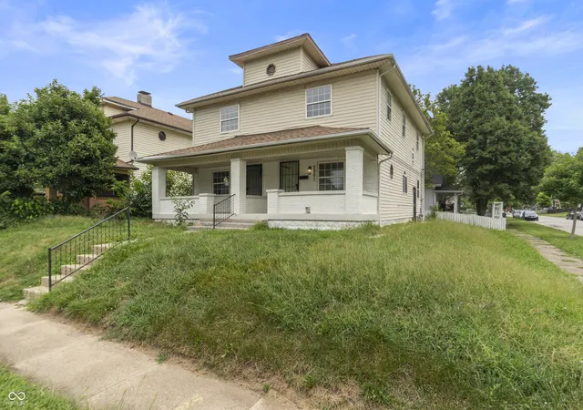 3rd image of 2201-2203 E Riverside Dr, Indianapolis, IN 46208 | MLS# 22118040