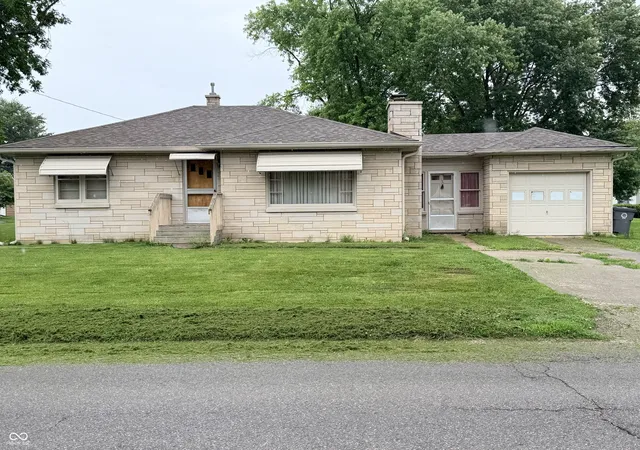 1st image of 813 S Obrien St, Seymour, IN 47274 | MLS# 22118052