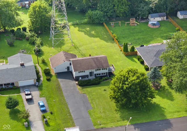 Photo 1 of Single family home for sale at 4404 Westbourne Dr, Indianapolis, IN 46205 | MLS# 22118053 | Listing updated on 2026-10-21