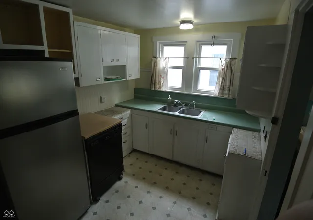 4th image of 1048 S Pershing Ave, Indianapolis, IN 46221 | MLS# 22118068