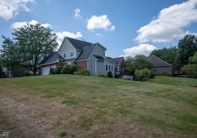 Photo 3 of Single family home for sale at 1796 Willow Bnd Ct, Avon, IN 46123 | MLS# 22118083 | Listing updated on 2026-08-12