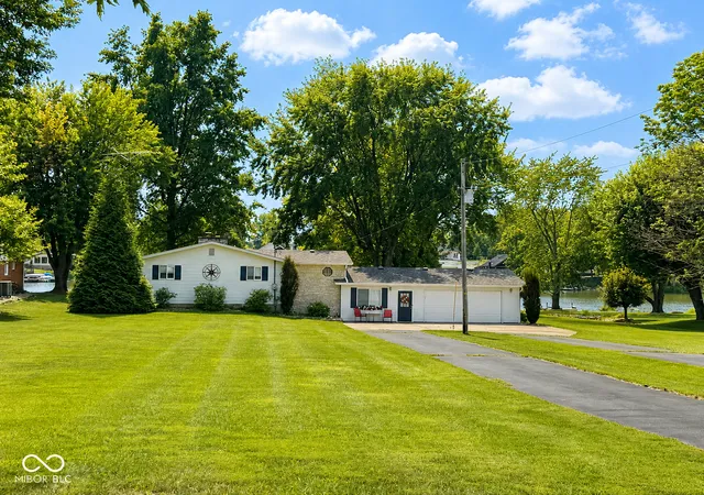 2nd image of 1379 Ne Santee Dr, Greensburg, IN 47240 | MLS# 22118109