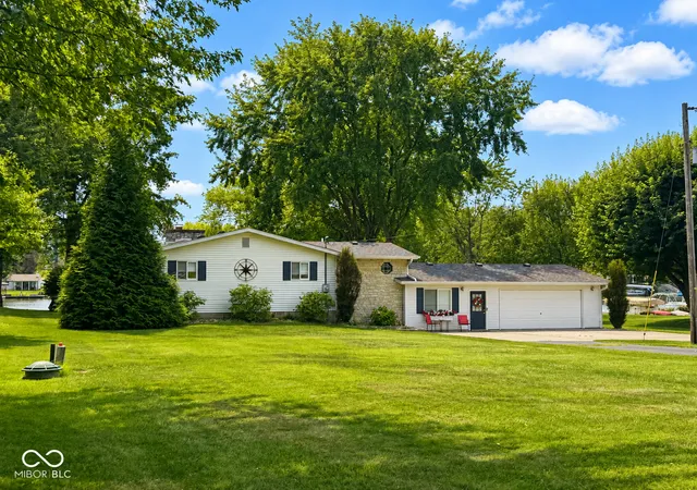 3rd image of 1379 Ne Santee Dr, Greensburg, IN 47240 | MLS# 22118109