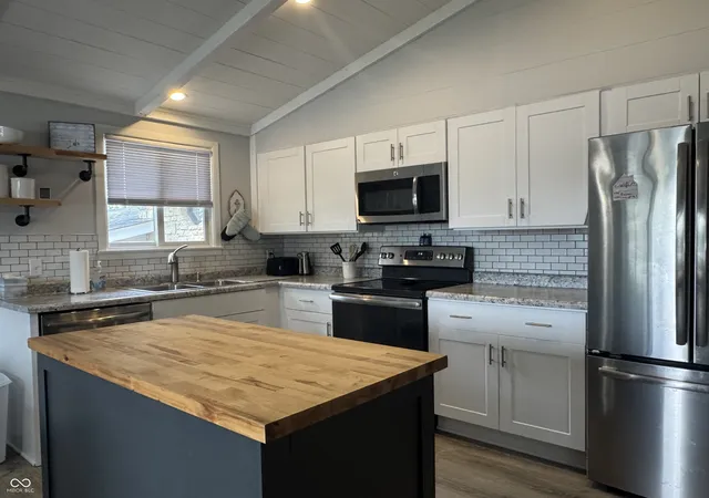 4th image of 1379 Ne Santee Dr, Greensburg, IN 47240 | MLS# 22118109