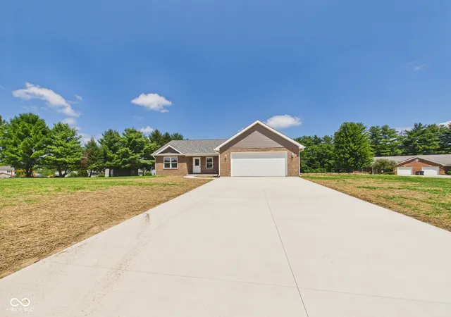 1st image of 5158 Nw High St, New Castle, IN 47362 | MLS# 22118118