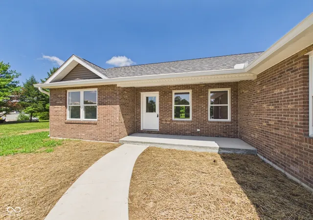 2nd image of 5158 Nw High St, New Castle, IN 47362 | MLS# 22118118