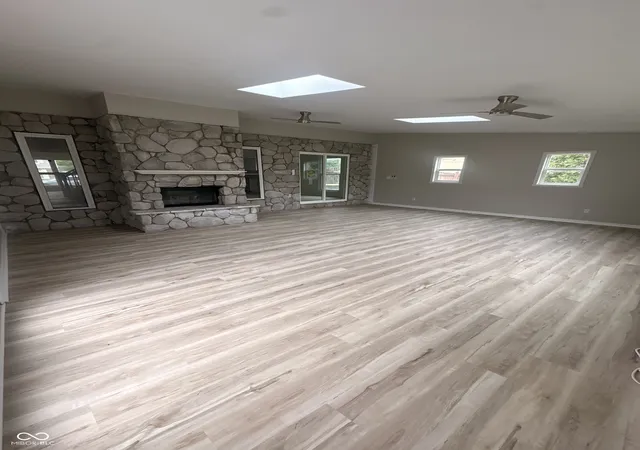 3rd image of 1927 Yacht Harbor, Indianapolis, IN 46260 | MLS# 22118121