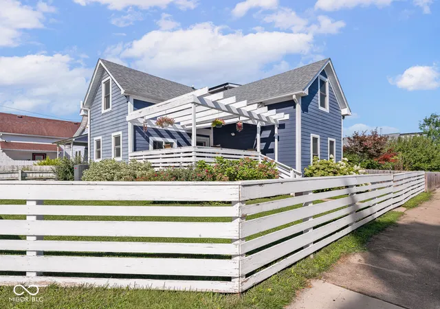 1st image of 973 Elm St, Indianapolis, IN 46203 | MLS# 22118131