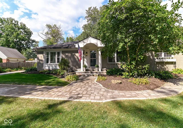 Photo 3 of Sale Pending at 1000 E 81st Street, Indianapolis, IN 46240 | MLS# 22118141 | Listing updated on 2026-10-27