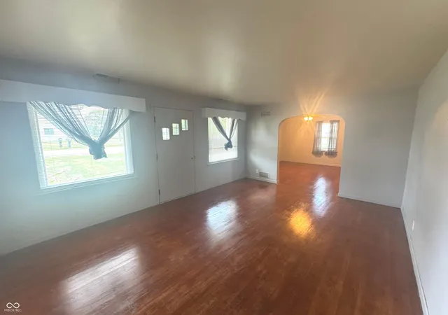 Photo 4 of Single family home for sale at 1503 N Franklin St, Greensburg, IN 47240 | MLS# 22118143 | Listing updated on 2026-10-08