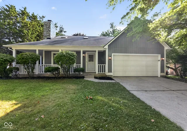 1st image of 6926 Studebaker Ln, Indianapolis, IN 46214 | MLS# 22118163
