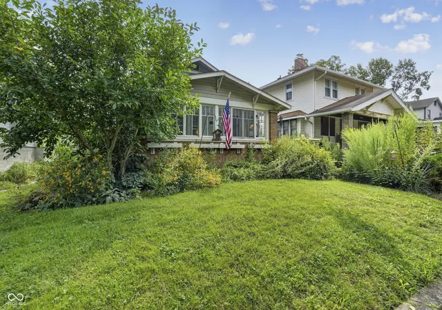 1st image of 49 N Kenmore Rd, Indianapolis, IN 46219 | MLS# 22118167