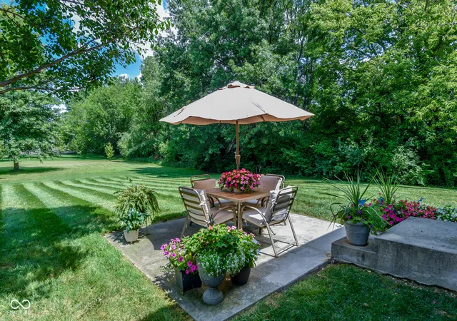 4th image of 8002 Wood Blaize Dr, Brownsburg, IN 46112 | MLS# 22118174