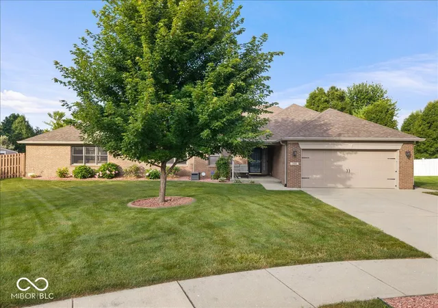 1st image of 768 Robertson Ct, Danville, IN 46122 | MLS# 22118184