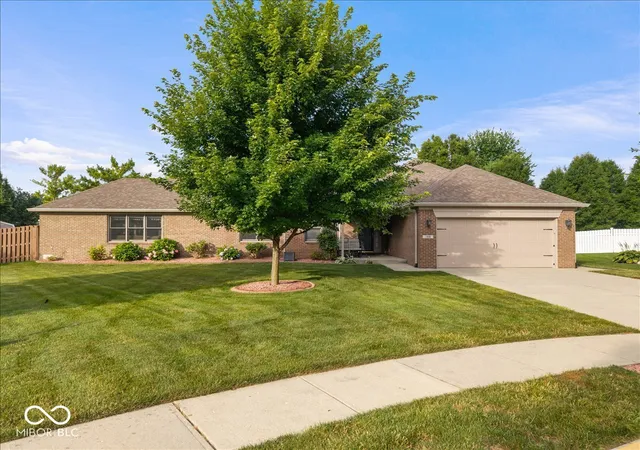 2nd image of 768 Robertson Ct, Danville, IN 46122 | MLS# 22118184