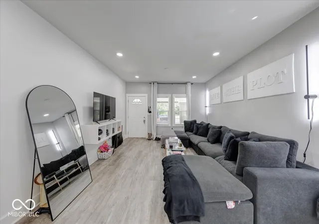 5th image of 1217 W 33Rd St, Indianapolis, IN 46208 | MLS# 22118197