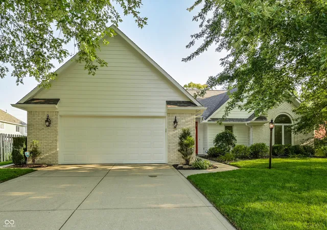 Photo 40 of Single family home for sale at 9020 Pinecreek Ct, Indianapolis, IN 46256 | MLS# 22118203 | Listing updated on 2026-09-16