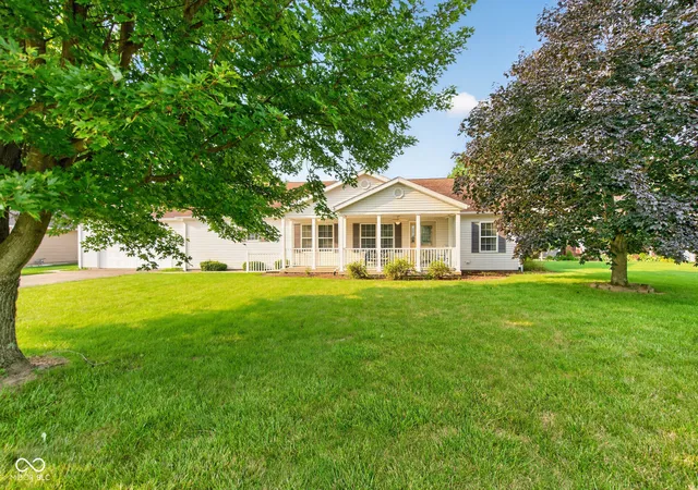 1st image of 1427 Innsdale Dr, New Castle, IN 47362 | MLS# 22118209