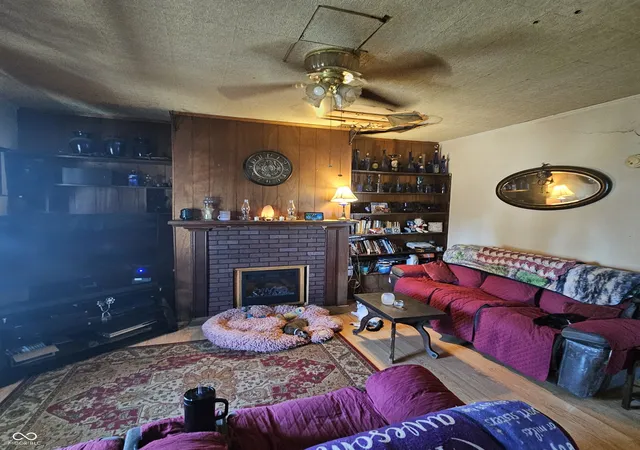 Photo 3 of Single family home for sale at 715 S 21st Street, New Castle, IN 47362 | MLS# 22118235 | Listing updated on 2026-08-04